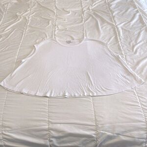 Talula White Oversized Cropped Swing Tee Size XS